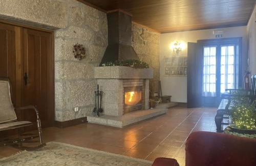 Casa das Mouras- Rio de Moinhos - Foto 1