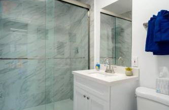 Waterfront Anchor House with Boat Basin & Ramp - Foto 17