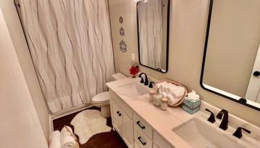 Charming Gainesville Townhome 2 - Photo 2