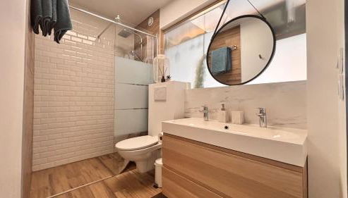 Lost inn Lyon Part dieu -Entre centre ville et gare part dieu -Netflix - Foto 5, towels, Shower