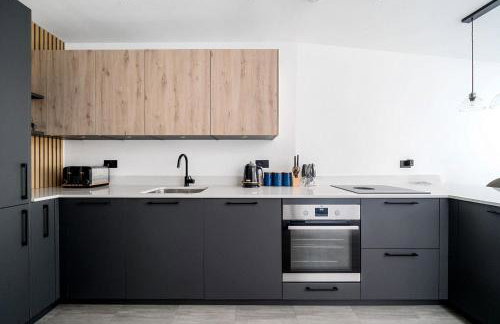 Laurie Grove - Foto 51