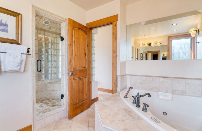 Topaz Estate by Avantstay Luxe Home, Pool + View - Foto 20