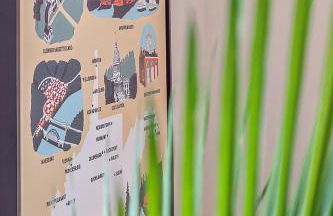 Trailblazer Lodge - Upscale, hot tub, trail, game room, wifi, fire pit, bar, pool table, king bed, view, pet friendly - Photo 8