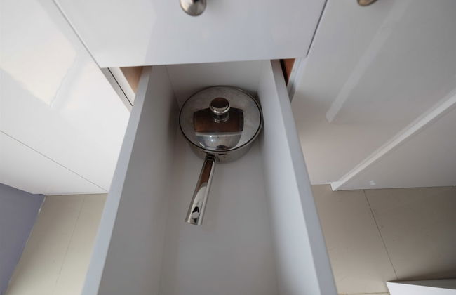 Best Deal Studio Bassura Apartment - Foto 13