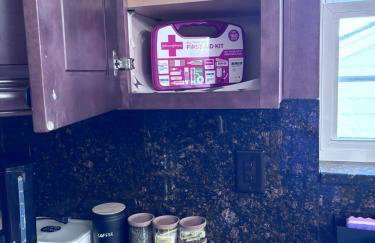 Luxury 3 BedRoom Apartment with Private Entrance plus Free Parking - Foto 33