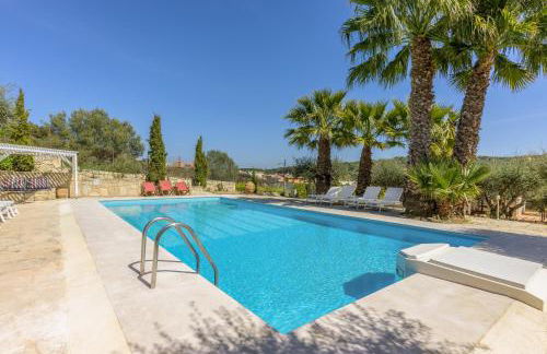The Olive Grove Villas with large swimming pool - Foto 19