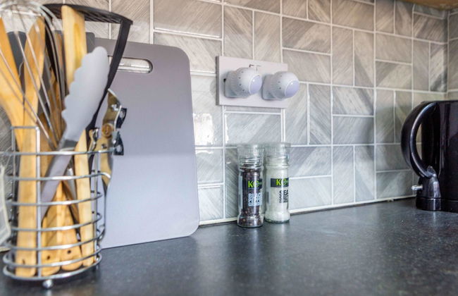 Host Stay Bambro Apartment - Photo 5