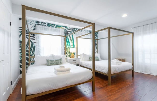 Cherry Suites 3BR Apt w W D Pool Table - Foto 9