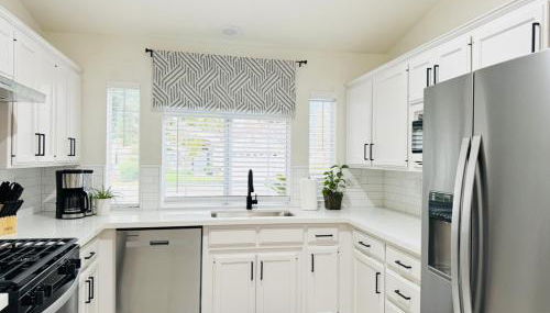 Charming Retreat in CA Valley - Photo 5