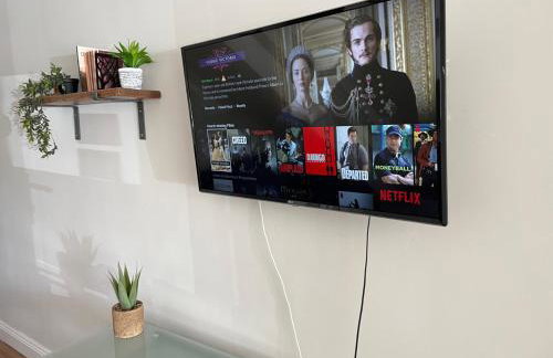 Durham 3 Bedroom House With Parking - Foto 13