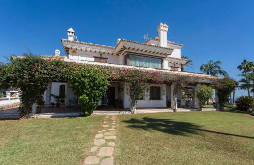 Andalusian villa on the sea and the bay of Malaga - Photo 33