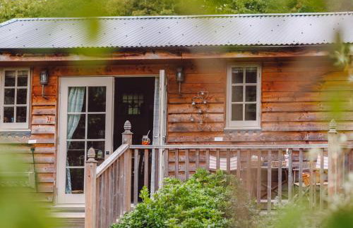 The Challoners - Photo 20