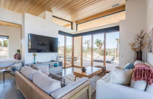 Skyline Ridge- Modern Residence w Sprawling Views - Foto 3