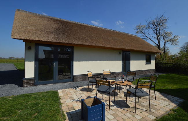 Modern & Garden-view Holiday Home in Alphen - Foto 1