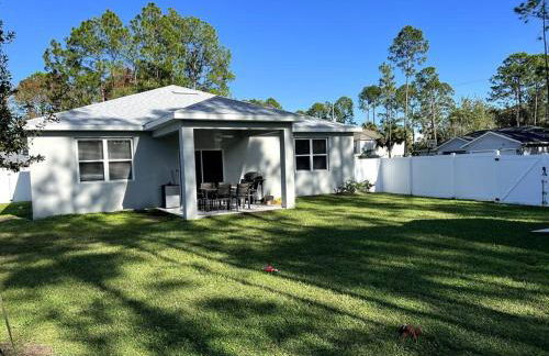 Beach Lovers New House! 10 min to beach - 6 guests - Foto 3