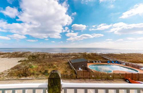Oceanfront, dog-friendly condo with ocean view, pool & central AC - Foto 5