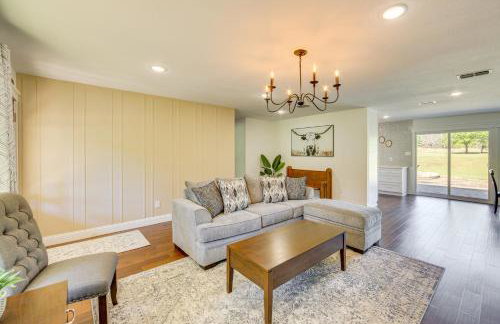 Fire Pit and Grill Tyler Home on 5 Acres! - Foto 5