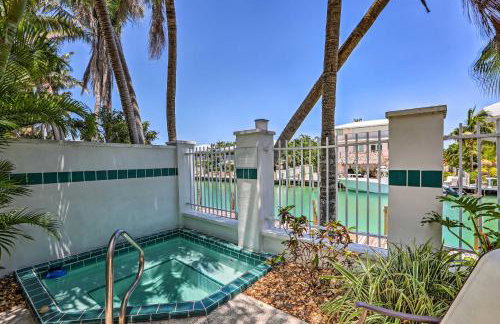 Waterfront Key Colony Beach Home with Golf Cart! - Foto 27