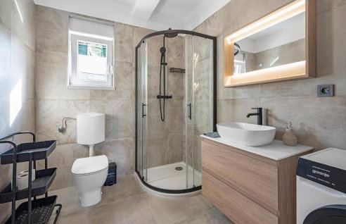 Gorgeous Home In Danilo With Wifi - Photo 30