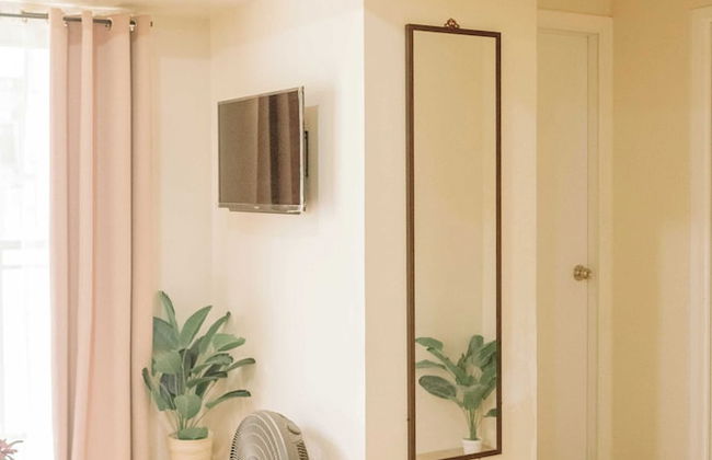 Spacious 1 Bedroom With a View - Foto 13