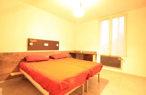 10mn Paris Ligne H - Parking Privé- Souplex - Tout équipé - De 1 à 6 personnes - Foto 1