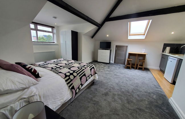 The Ashcroft Apartments - Photo 8