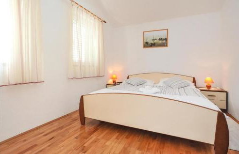 Nice Home In Prugovo With Jacuzzi - Foto 33