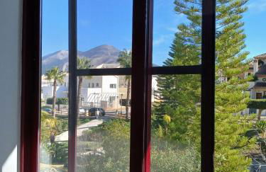 Garden View Apartment - Photo 9