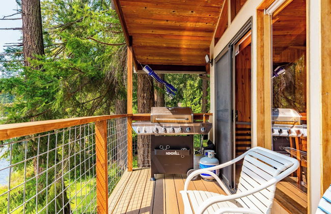 Goss Lake Getaway by Avantstay Lakefront Escape - Photo 32