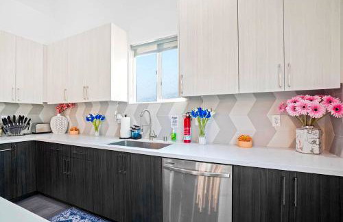 A - 3BR NoHo Pad with Patio - Sleeps 12 - Free Parking - 15m to Universal - FIFA World Cup SoFi - Foto 6