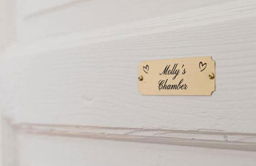 Historic Boho Brothel Lake Retreat Fast Wifi - Foto 16