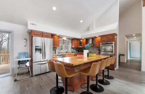 Open Concept & Stylish-HotTub-Sauna-Billiard-Poker-BBQ - Foto 14