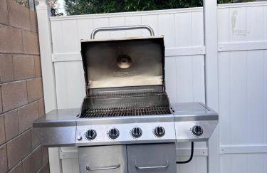 NEW! 2-Bedroom Fontana Guest House close to Kaiser Permanente - Photo 60