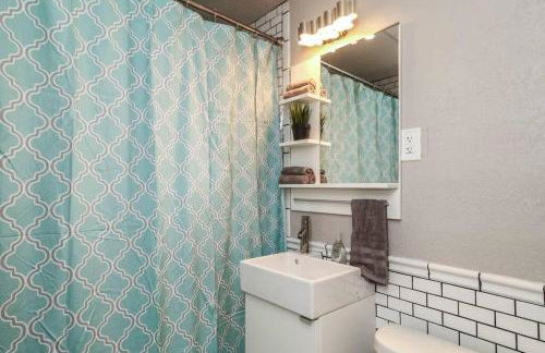 HOLLY FIRST FLOOR 2 King Beds - Foto 18