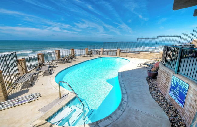 Solana Sunset Stunning Beachside Retreat for 4! - Photo 16