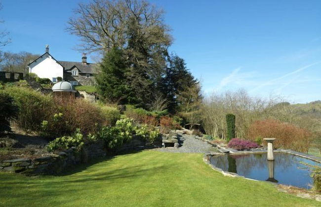 Bryn Melyn Farm Cottages- 5 Luxury Cottages In A Stunning Setting with Wood Fired Hot Tub - Photo 30