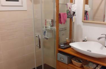 PETIT BONHEUR Au COEUR DU VIEUX PORT - Foto 10