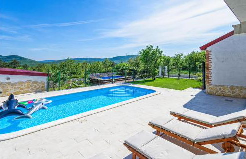 Nice Home In Gornji Muc With Wifi - Foto 1