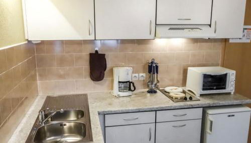 Apartment Résidence jaune et rose-2 by Interhome - Foto 5