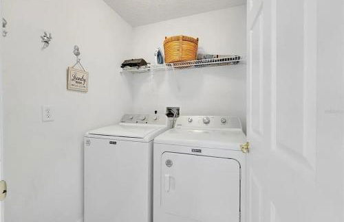 5BR 4BA Near Disney, Pool, Sauna, Pets Allowed - Foto 27