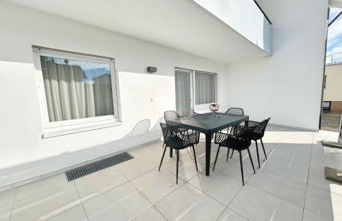 Basilisk Homes - in Grenzach-Wyhlen bei Basel - 4 x Moderne Fewos je 1bis2, 1bis4 oder 1bis6 Pers mit Küche und Balkon oder Terrasse - Parkplätze vorhanden - Foto 8