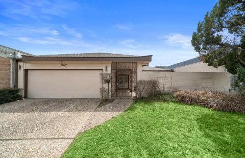 Nr Galleria & Med Center Hot Tub Games WiFi - Foto 45