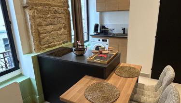 Appartement élégant et chic refait à neuf - Foto 4