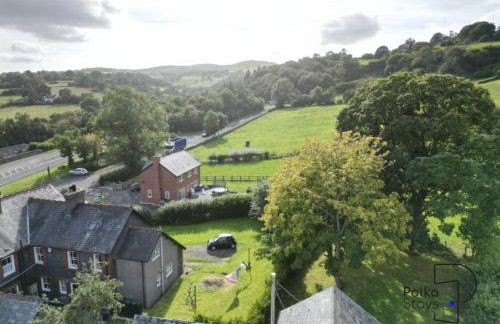 Hên Stablau - Spacious Pet-Friendly Welsh Retreat by PolkaStays - Foto 8