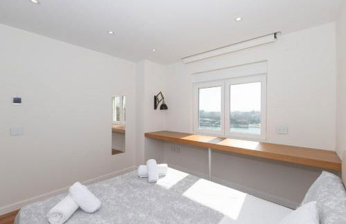 Luxury beach/port apartment - Photo 36