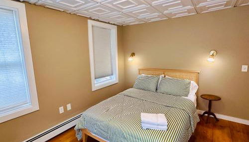 Simple & Convenient Downtown Living - Foto 2