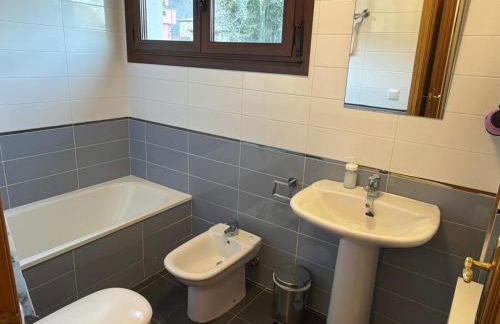 Apartamentos El Caxigu - Foto 46