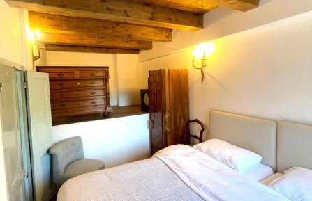 Casa del Castello Sleeps 4 Isolabona Italy - Foto 17