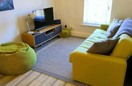 Lichfield 2-bed whole apartment - Foto 19