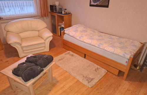 Gästezimmer Tobias für Radtouristen, Geschäftsreisende und Monteure im 1OG - Foto 8